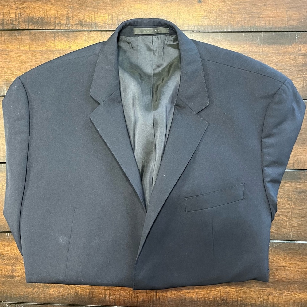 Hugo Boss 42R Black Blazer